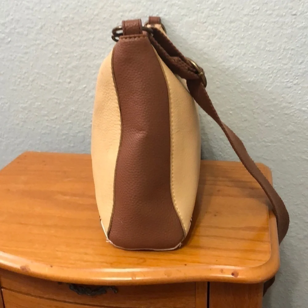 The SAk leather - Picture 3 of 8
